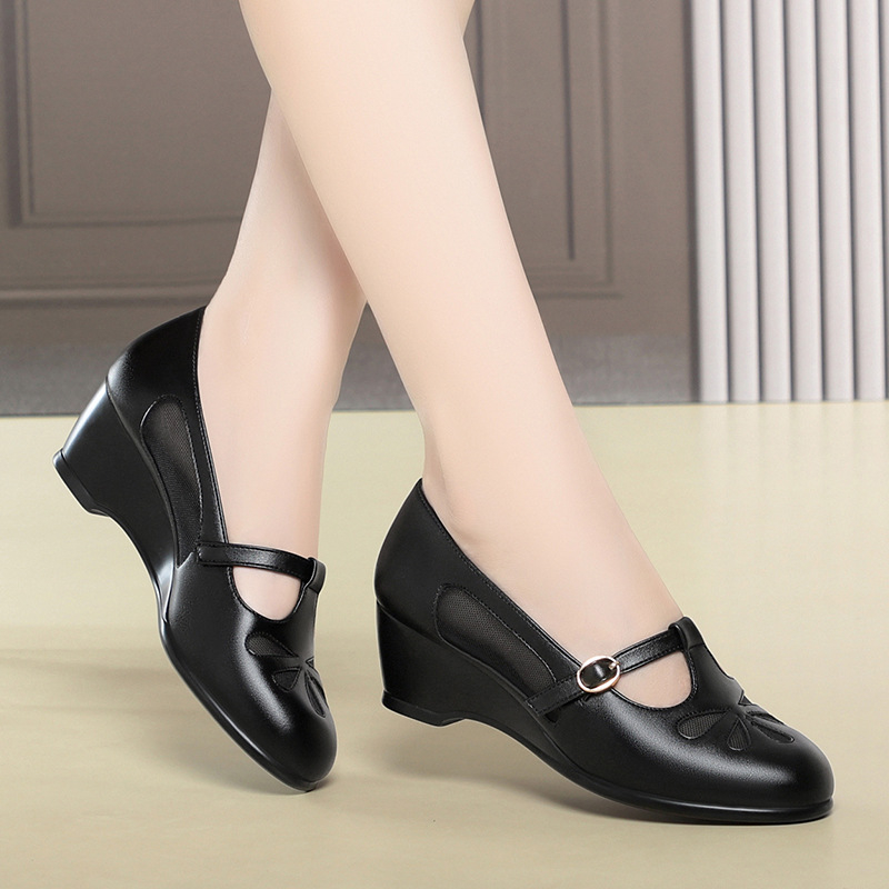 Women'S Fashion Shoes - Sepatu Hak Wedge Berjaring Musim Panas