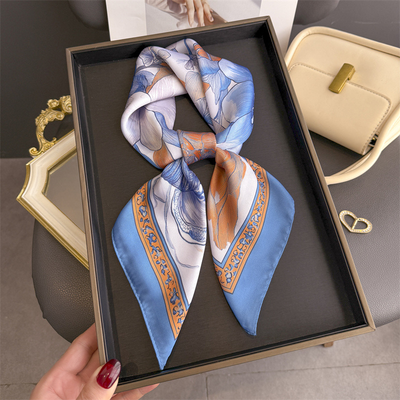 Hijab Segi Empat Sutra Motif B - Women Fashion Necktie ulasan dan harga